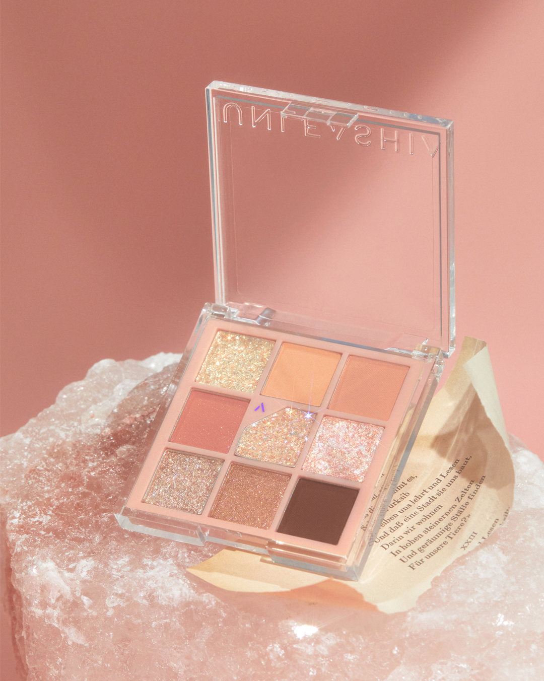 [Unleashia] Glitterpedia Eye Palette