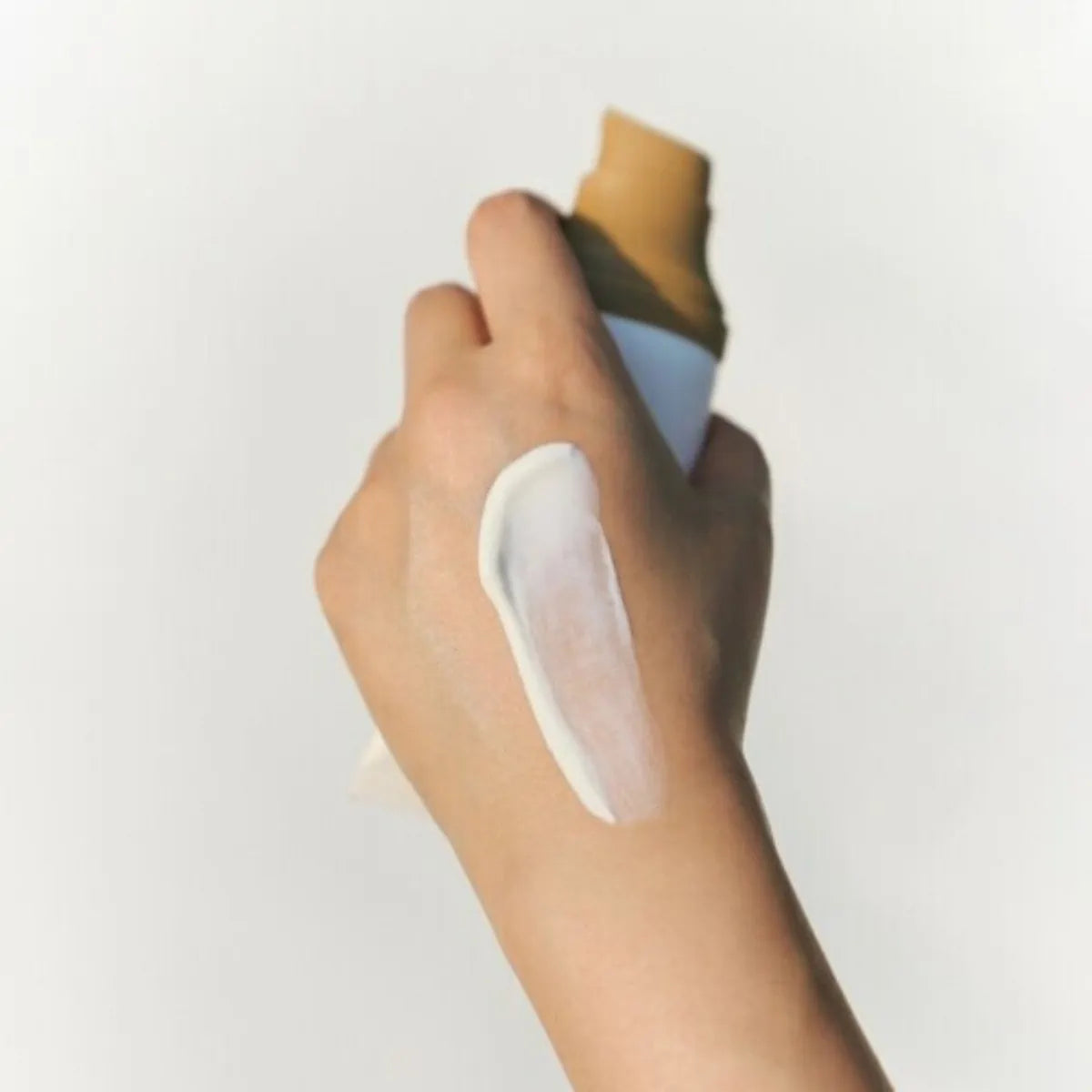 [SKIN1004] Madagascar Centella Air-Fit Suncream Light SPF30 PA++++
